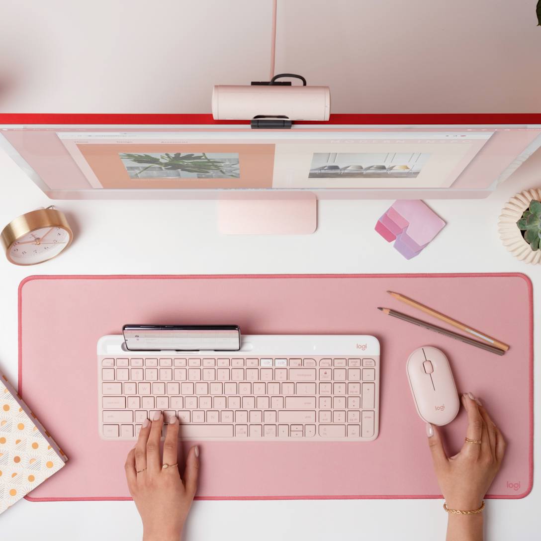 Teclado Inalámbrico K585 Slim Multi-Device Rosa de Logitech, vista adicional 6