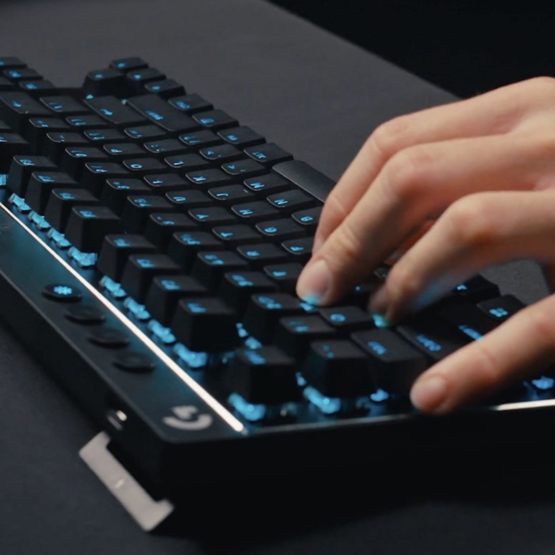 Teclado Gamer PRO X TKL LIGHTSPEED Negro de Logitech G, vista adicional 3