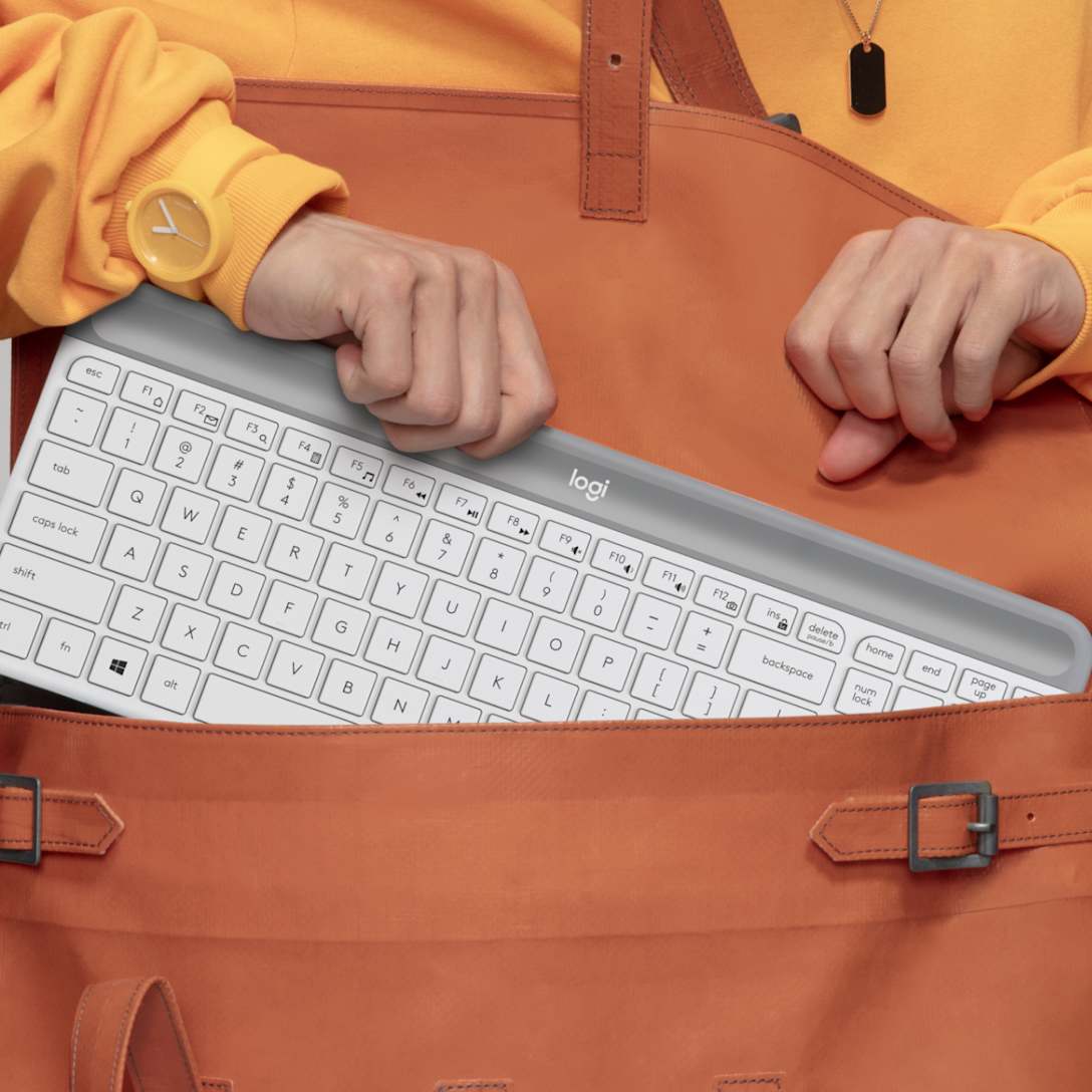 Combo Teclado y Mouse MK470 Slim Blanco de Logitech, vista adicional 3