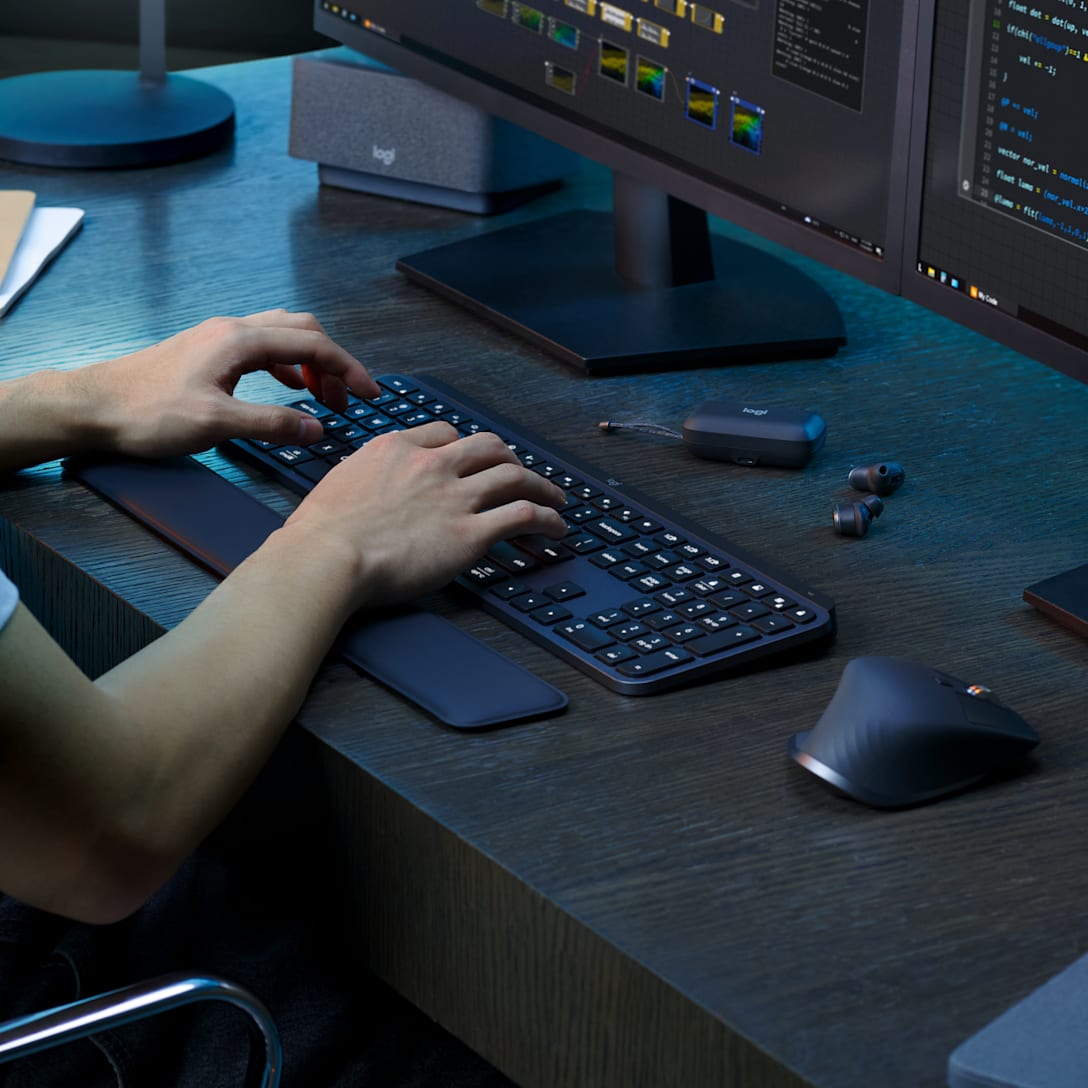 Teclado Inalámbrico MX Keys S Grafito de Logitech, vista adicional 3