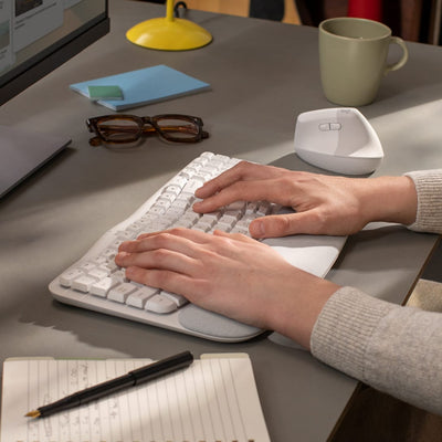 Teclado Ergonómico Inalámbrico Wave Keys Blanco de Logitech, vista adicional 2