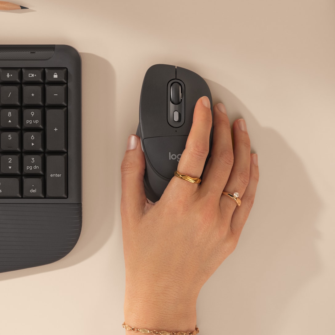 Combo Teclado y Mouse Signature Comfort Plus MK880 Grafito de Logitech, vista adicional 3